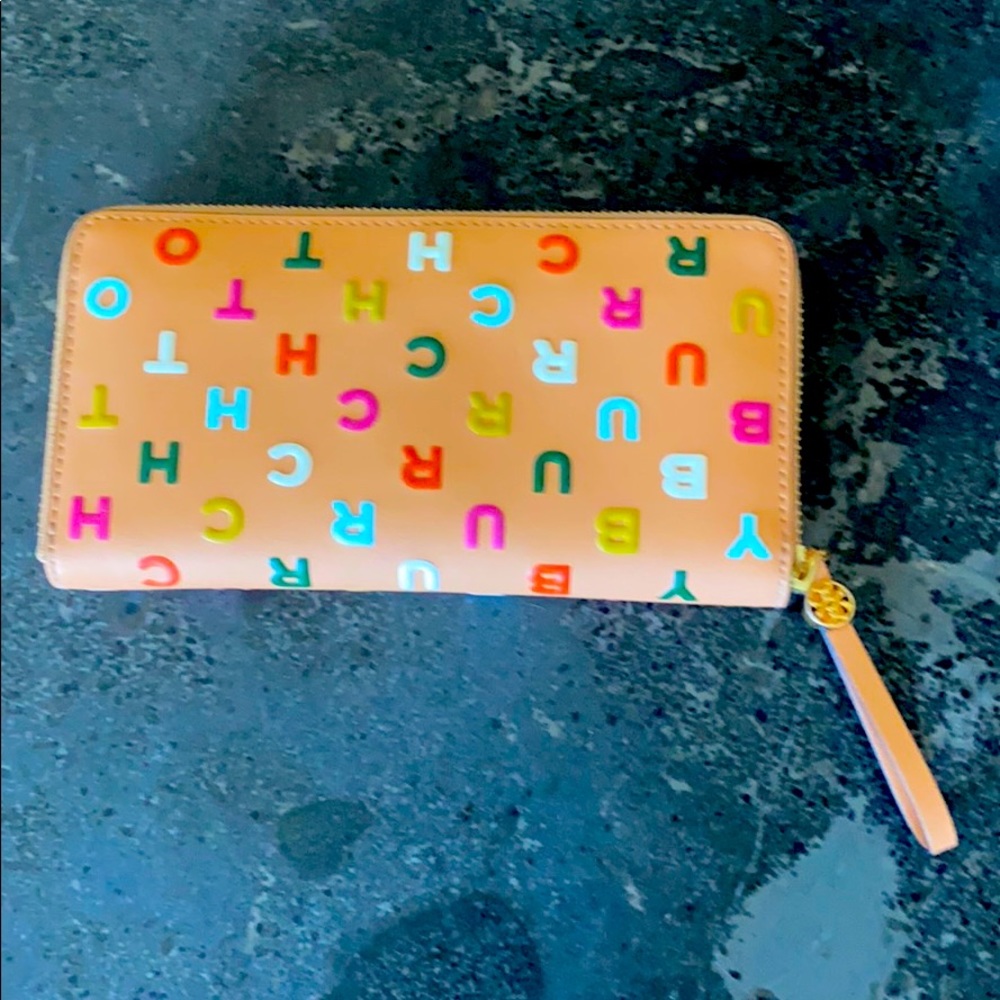 Tory Burch Letters Wallet